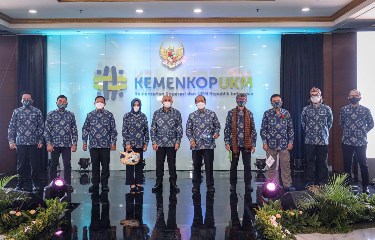 Luncurkan Logo Baru, Kemenkop Canangkan Ekosistem Transformasi Koperasi dan UMKM