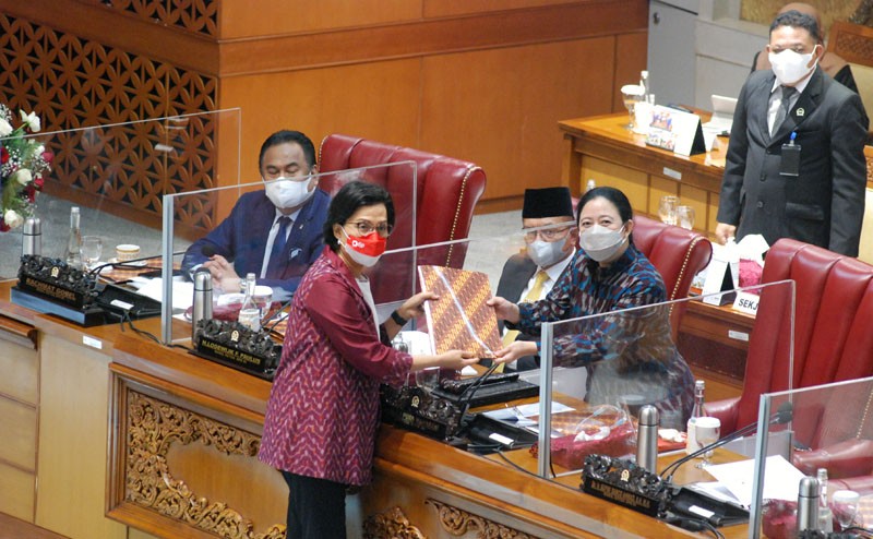 Menkeu Sampaikan Tanggapan Terkait RUU APBN Tahun 2022