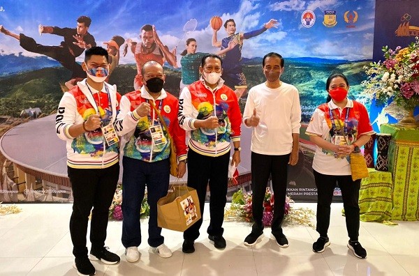 Hadiri Pembukaan PON XX Papua, Bamsoet Harap PON Perkukuh Rasa Persatuan dan Nasionalisme