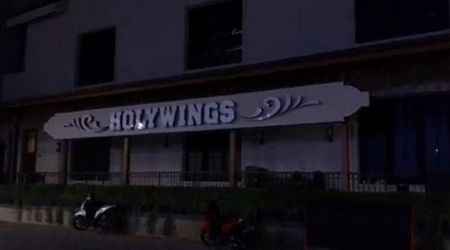 Langgar PPKM, Holywings Tebet Ditutup dan Didenda  Rp50 Juta