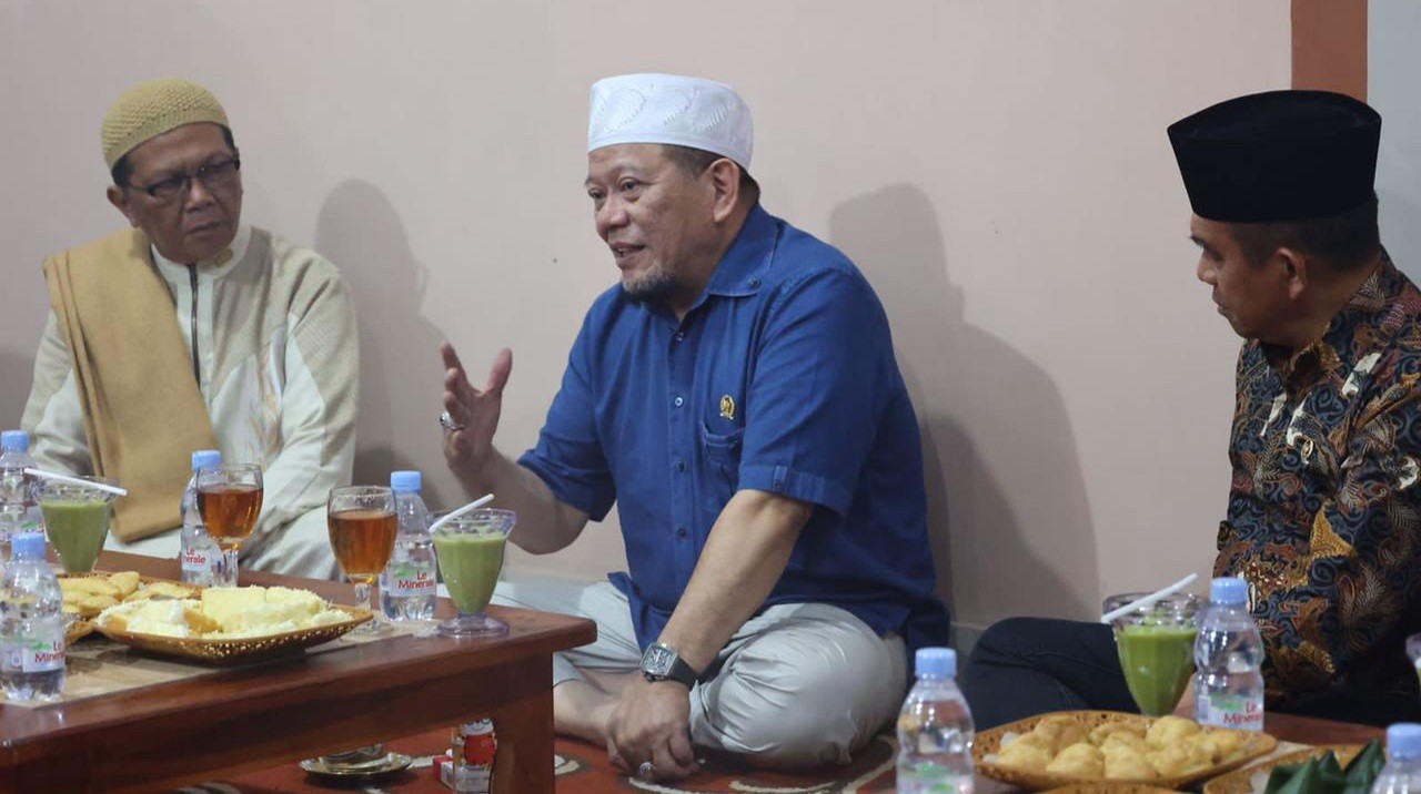 Kunjungi Ponpes Bantargedang Tasikmalaya, LaNyalla Didoakan Jadi Presiden