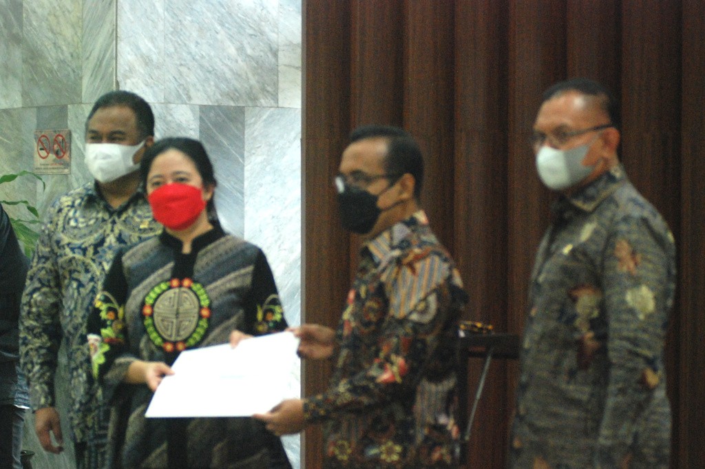 Mensesneg Sampaikan SURPRES  Calon Tunggal Panglima TNI