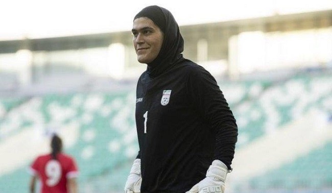 Dituduh Berkelamin Pria, Penjaga Gawang Wanita Iran Gugat FA Yordania