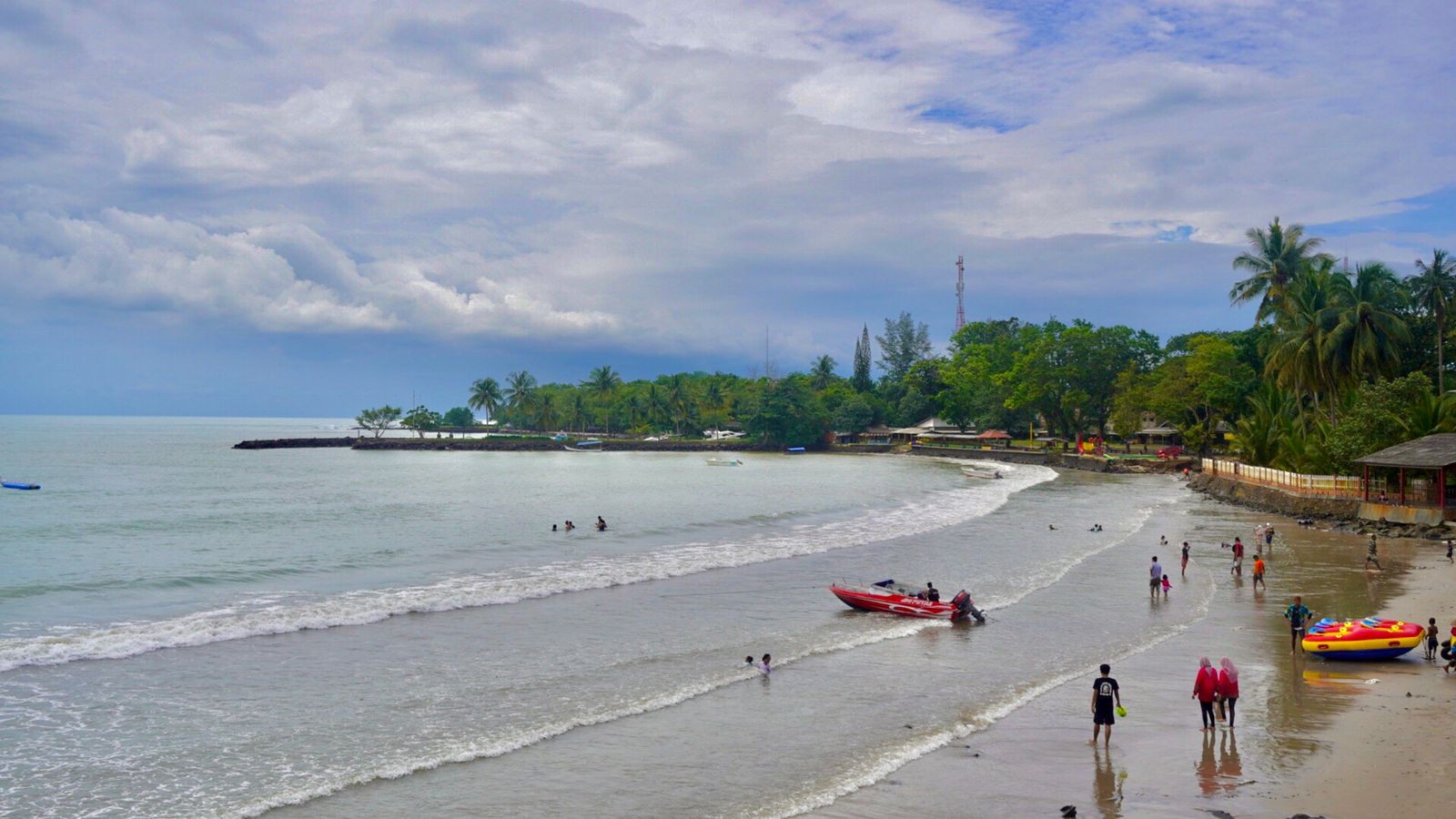 Sudah Buka Kembali, Pantai Anyer Bisa Jadi Pilihan Liburan Akhir Pekan