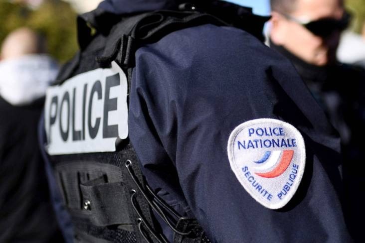 Dua Polisi Prancis Terluka Diserang 'Ninja' Pakai Pedang