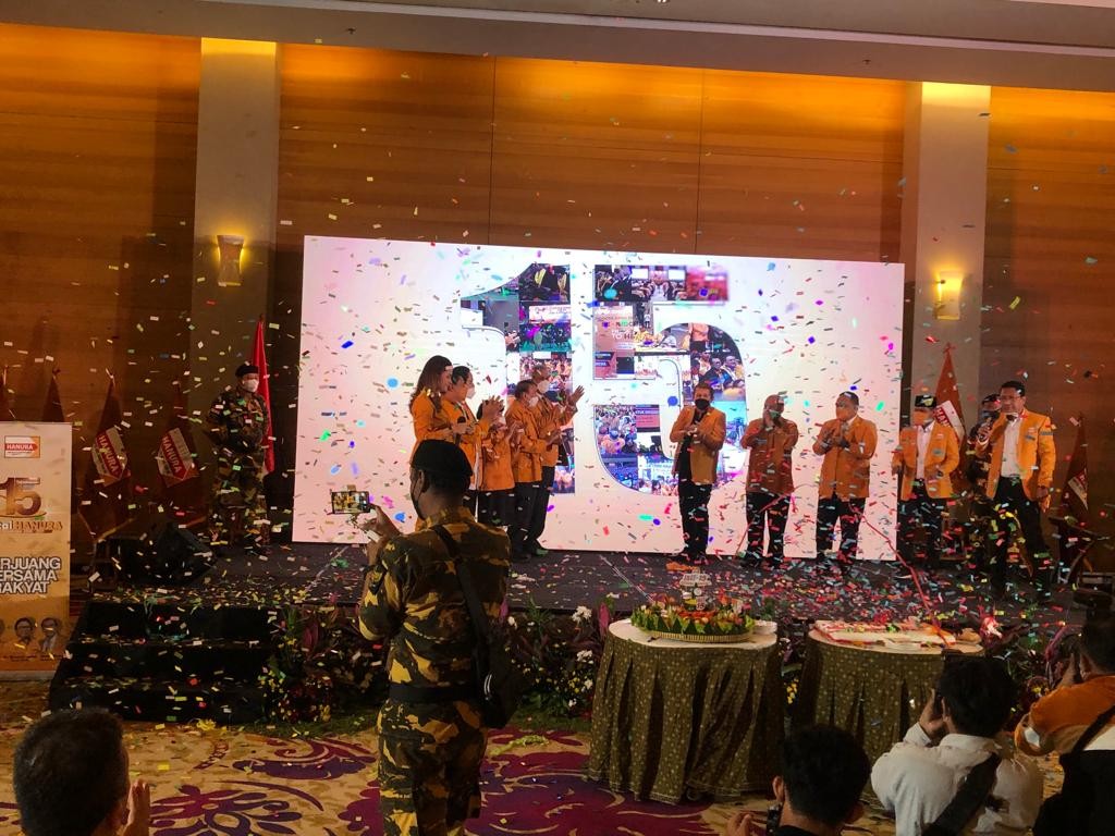 Oesman Sapta: Partai Hanura 15 Tahun Berjuang Bersama Rakyat