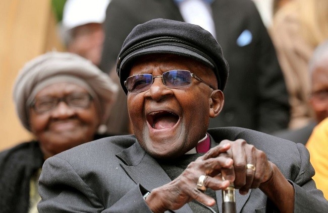 Desmond Tutu, Uskup Agung Kulit Hitam Pertama Afrika Selatan Meninggal 