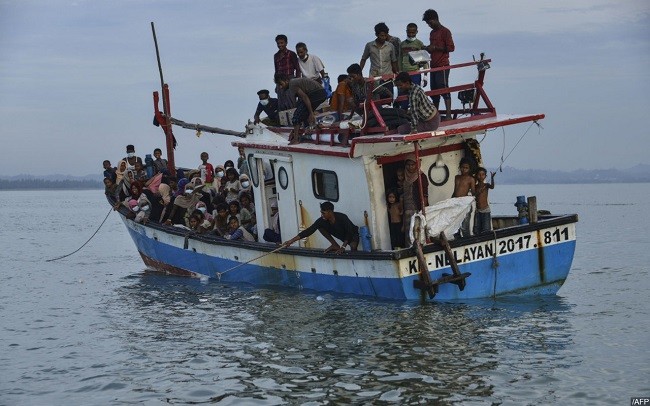 Indonesia Izinkan Kapal Pengungsi Rohingya Berlabuh di Aceh