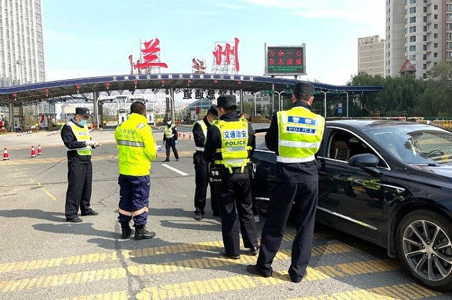 Temukan Dua Kasus Omicron, China Kembali Lockdown
