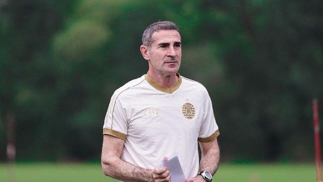 Persija Jakarta Pecat Pelatih Angelo Alessio, Ini Alasannya