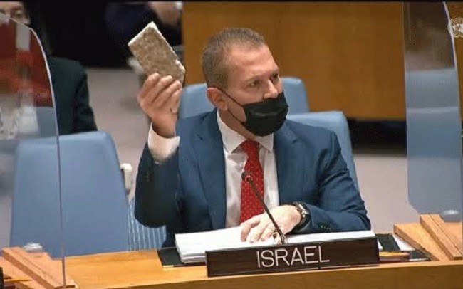 Utusan Israel Bawa-bawa Batu di Rapat Dewan Keamanan PBB, Buat Apa?