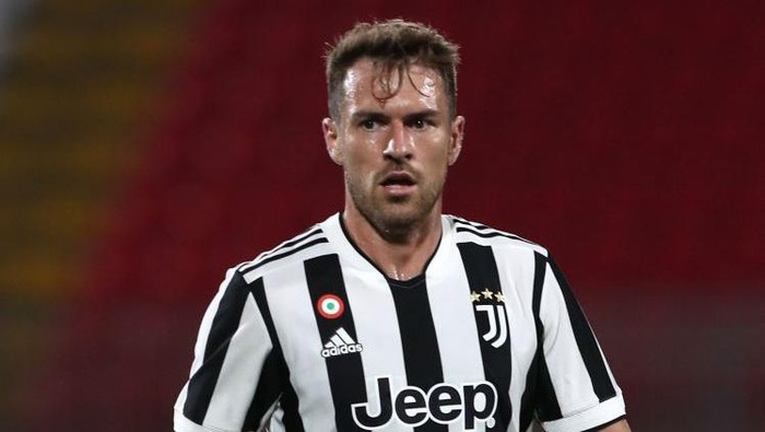 Dipinjamkan Juventus, Ramsey Awali Debutnya di Rangers Lawan Hearts Pekan Ini