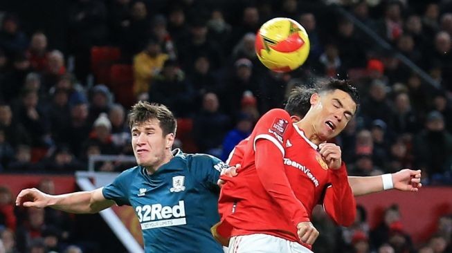 Gara-gara Ronaldo Gagal Penalti, MU Disingkirkan Tim Kasta Kedua Liga Inggris 