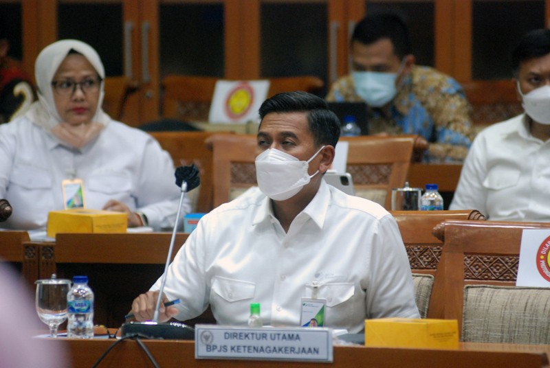 Dirut BPJS Ketenagakerjaan Raker Dengan Komisi IX DPR RI