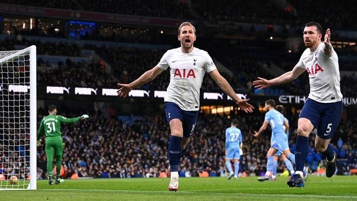 Harry Kane Bawa Tottenham Menang Dramatis Atas City