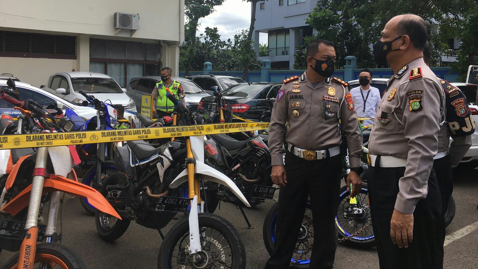 Puluhan Supermoto yang Terobos Tol Serahkan Diri, Motor Diamankan dan Ditilang