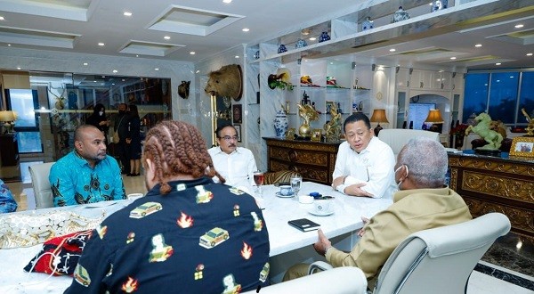 Bamsoet Terima FKUB dan Dewan Adat Papua Barat Terkait Masa Jabatan Gubernur Papua Barat