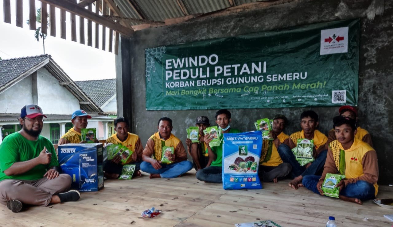 EWINDO Bantu Benih Sayuran Unggul Bagi Petani Korban Erupsi Semeru