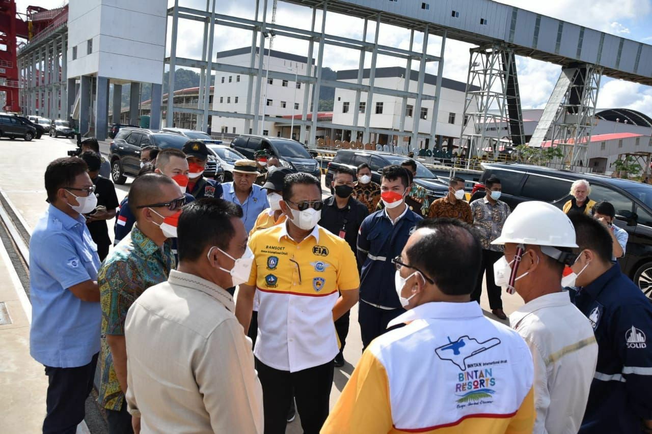 Tinjau KEK Galang Batang, Bamsoet Dorong Hilirisasi Bahan Tambang