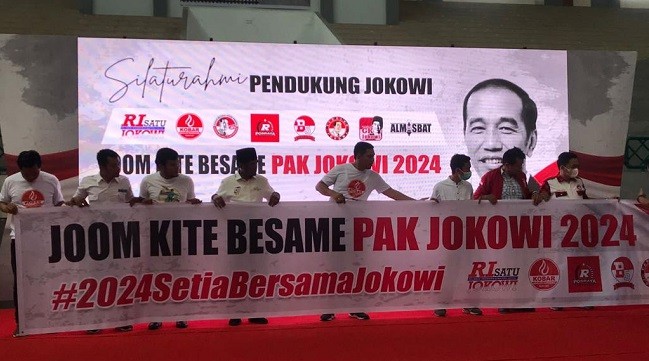Relawan se-Provinsi Riau Gaungkan Joom Kite Besame Pak Jokowi 2024.