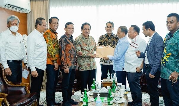 Wakil Ketua MPR Fasilitasi Hak Tanah untuk Eks Kombatan GAM