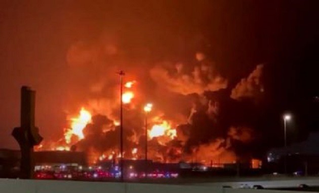 Aramco Saudi Dibombardir Yaman, Harga Minyak Mentah Dunia Langsung Naik