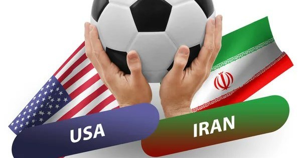 40 Tahun Panas Dingin, Iran vs Amerika Bakal Bertempur di Lapangan