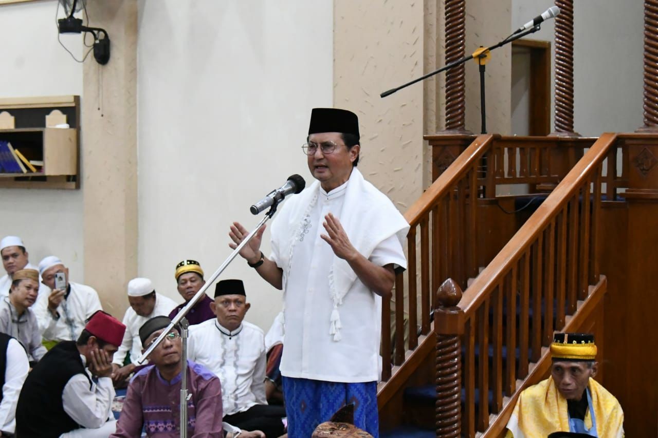 Peringati Nuzulul Qur'an, Fadel Muhammad Ajak Jamaah Terus Mencintai Al Qur'an