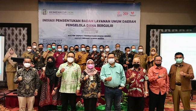 Kemenkop Inisiasi Pembentukan BLUD Pengelola Dana Bergulir di Daerah