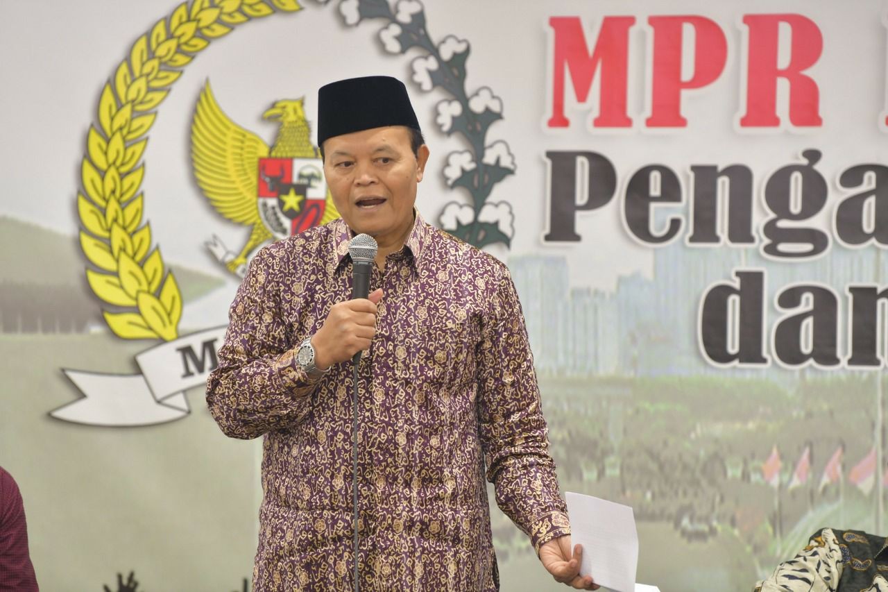 HNW Bagikan Ribuan Takjil Dan 660 Bingkisan Lebaran