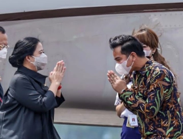Walikota Solo Gibran Sambut Kunker Ketua DPR Puan Maharani di Bandara
