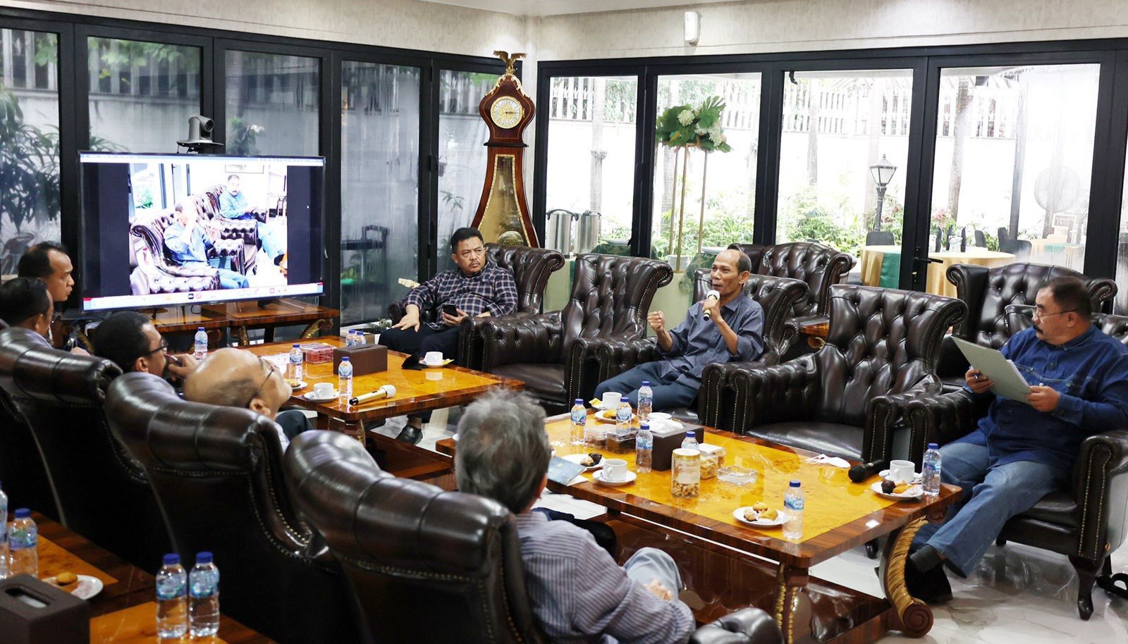 Executive Brief DPD RI, Ekonom Ichsanuddin Noorsy Paparkan Lima Cara Capai Ekonomi Kesejahteraan