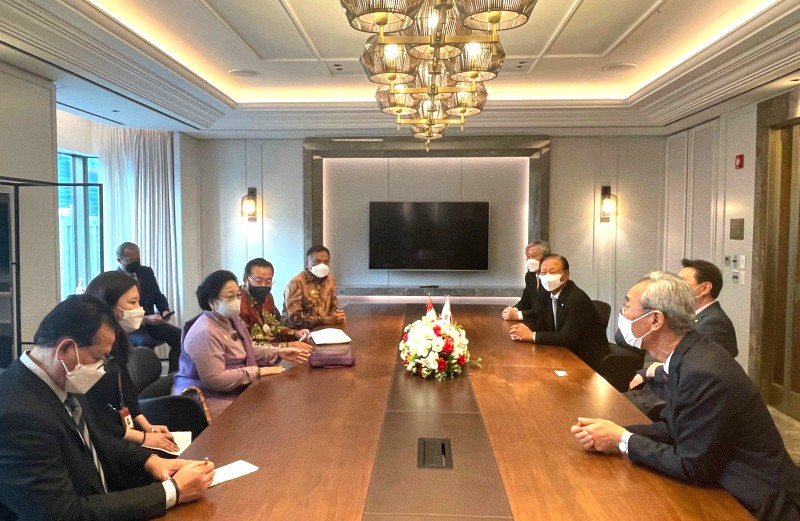 Megawati Sampaikan Salam Presiden Joko Widodo Kepada Presiden Korea