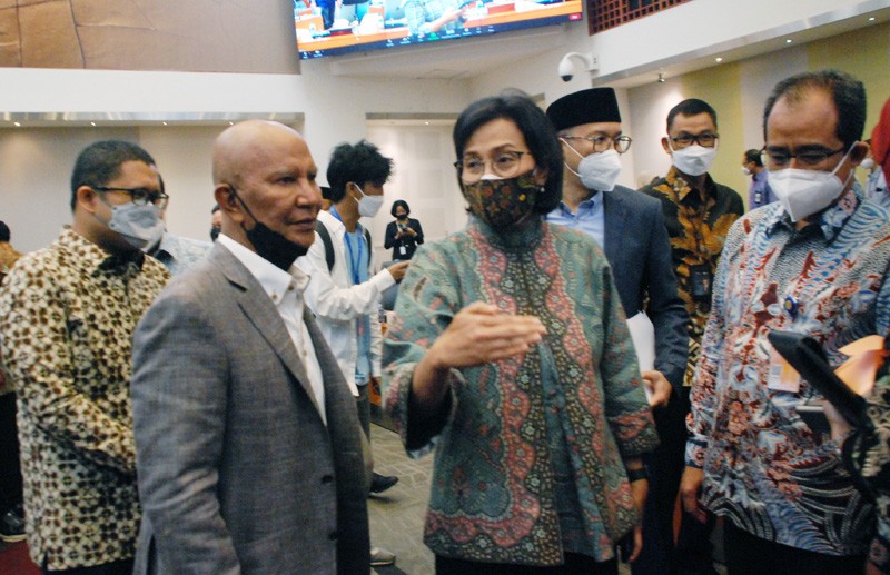 Dampak Naiknya Subdisi Energi, Banggar DPR Setujui APBN 2022 Jadi Rp3.106 Triliun 