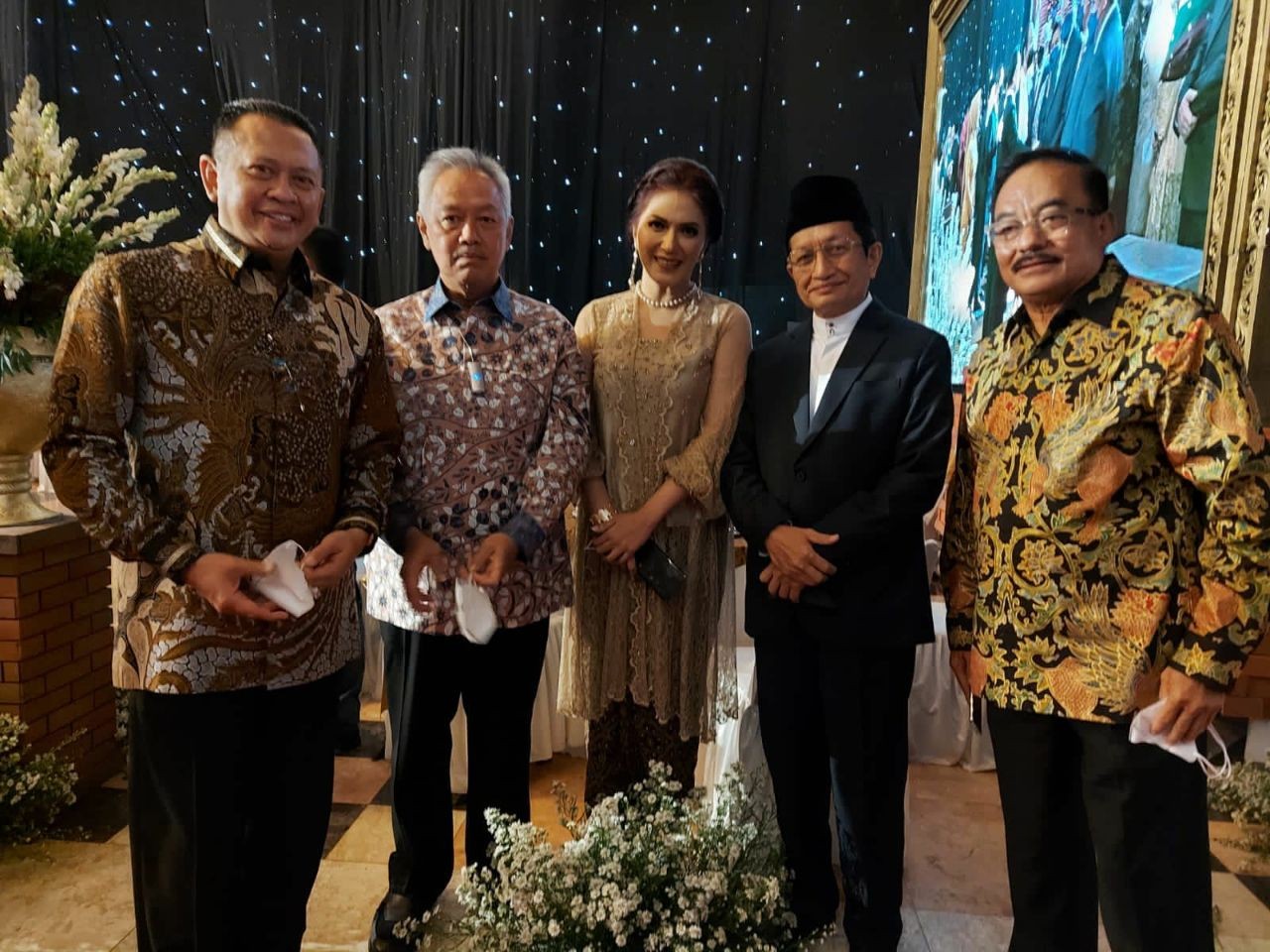 Ketua MPR RI Hadiri Pernikahan Ketua MK dengan Adik Presiden Jokowi
