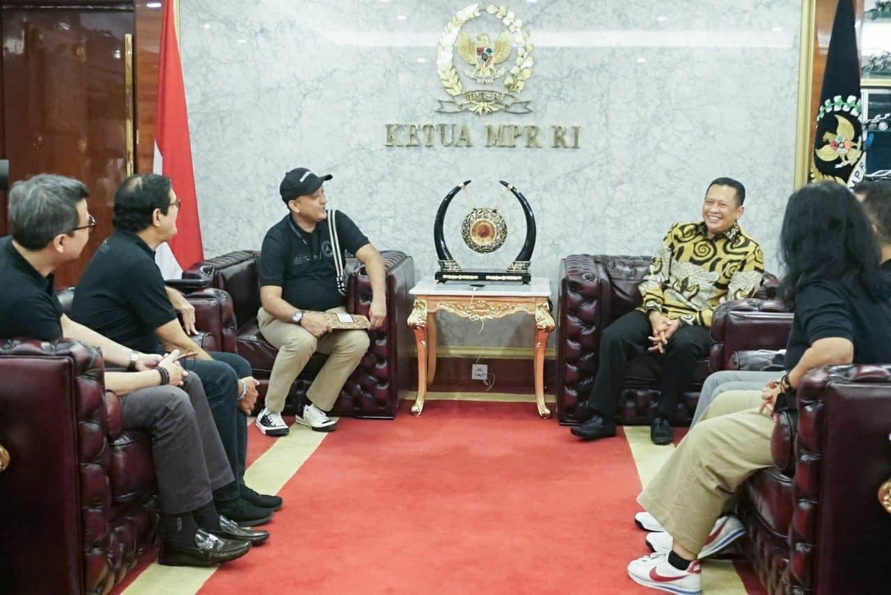 Bamsoet Ajak Komunitas Otomotif Bantu Tingkatkan Kesejahteraan Masyarakat