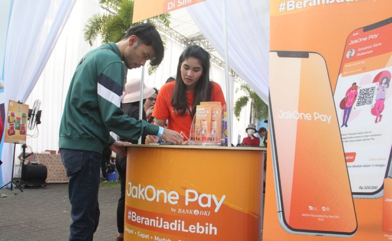 Layanan JakOne Mobile Bank DKI