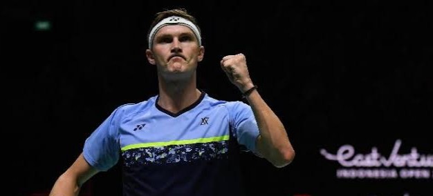 Viktor Exelsen Raih Juara Tunggal Putra Indonesia Open 2022 dengan Mudah