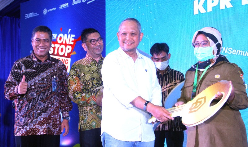 Penuhi Rumah Rakyat, BTN Gelar Akad Massal KPR 10.000 Rumah
