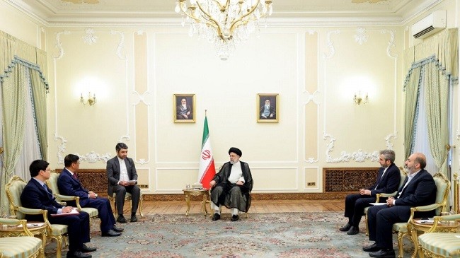 Presiden Iran: Sejarah Tidak akan Pernah Lupa Kejahatan AS Terhadap Rakyat Vietnam