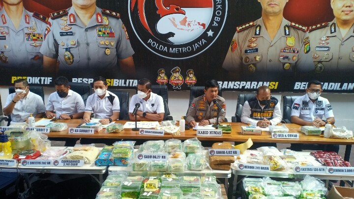 Polisi Ungkap Jaringan Narkoba Internasional, Ada yang Dibungkus Kripik