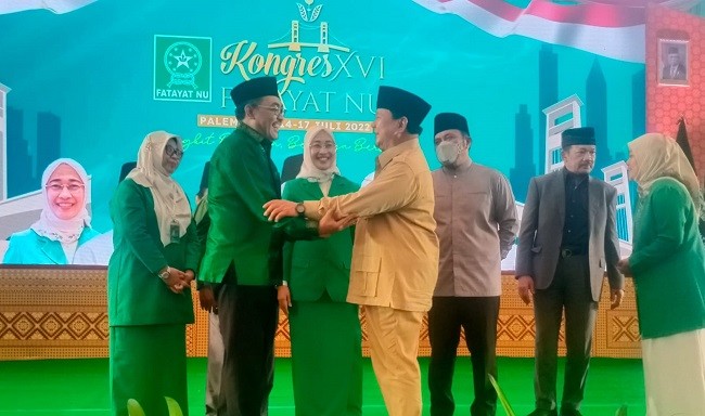 Prabowo Mesra dengan Elite PKB di Arena Kongres Fatayat NU