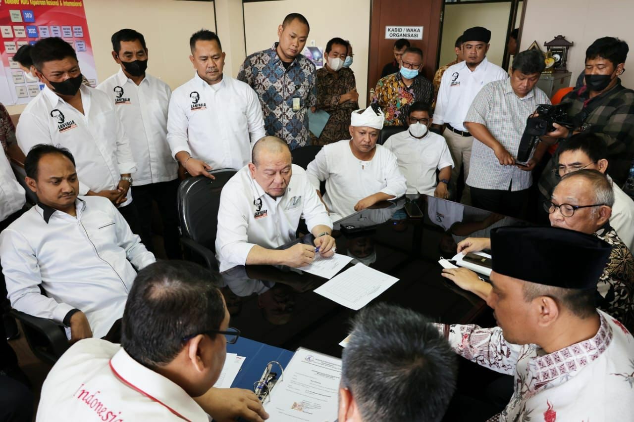 Didukung 19 Pemprov, LaNyalla Daftar Calon Ketua Umum PB Muay Thai Indonesia