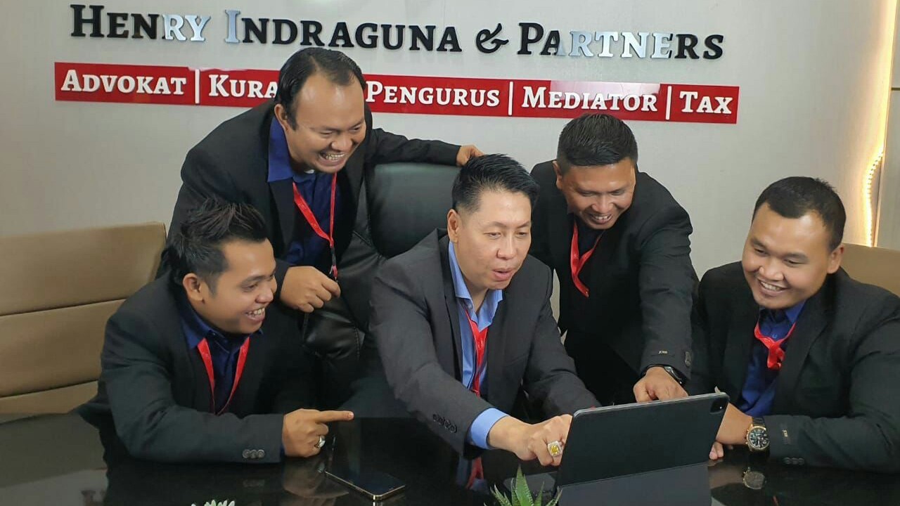 Henry Indraguna & Partners Masuk Lima Besar Top 100 Indonesian Law Firms