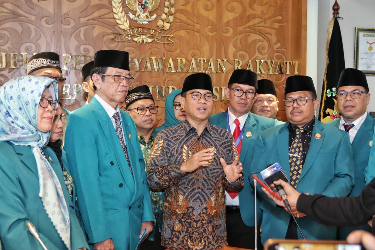 Temui Yandri Susanto, PGMI Tolak Madrasah Dikeluarkan Dari UU Sisdiknas
