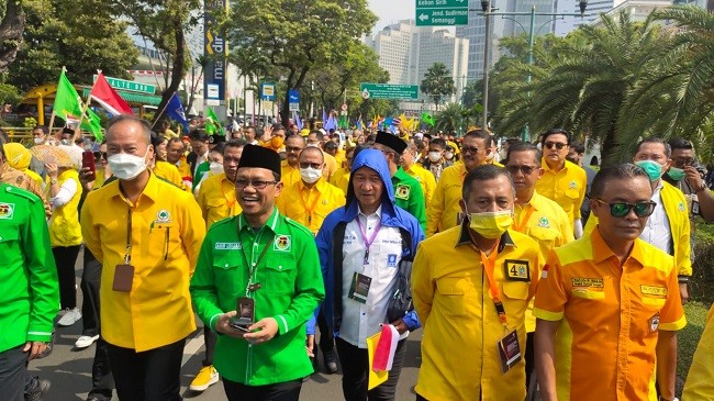 KIB Daftar ke KPU, dari Menteri hingga Pengamen Ikut Turun ke Jalan, Demer: Golkar Pasti Menang!