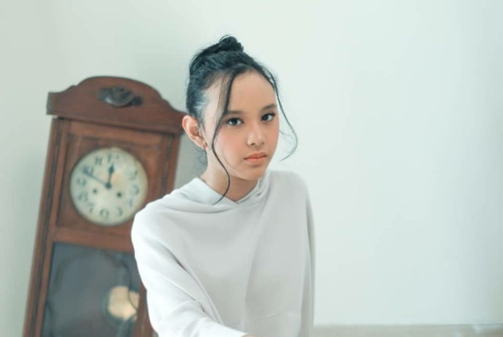 Gandeng Melly Goeslaw, Dinda Ghania Rilis Lagu 'Kamu Bukan Sejarah'