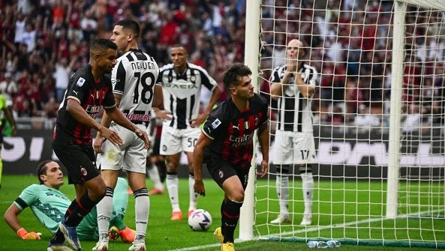 Milan Awali Musim dengan Menang 4-2 atas Udinese