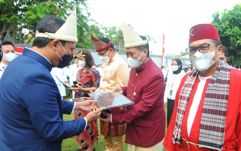 Semarak HUT Ke-77 Kemerdekaan RI, Bank BTN Beri Penghargaan Pegawai