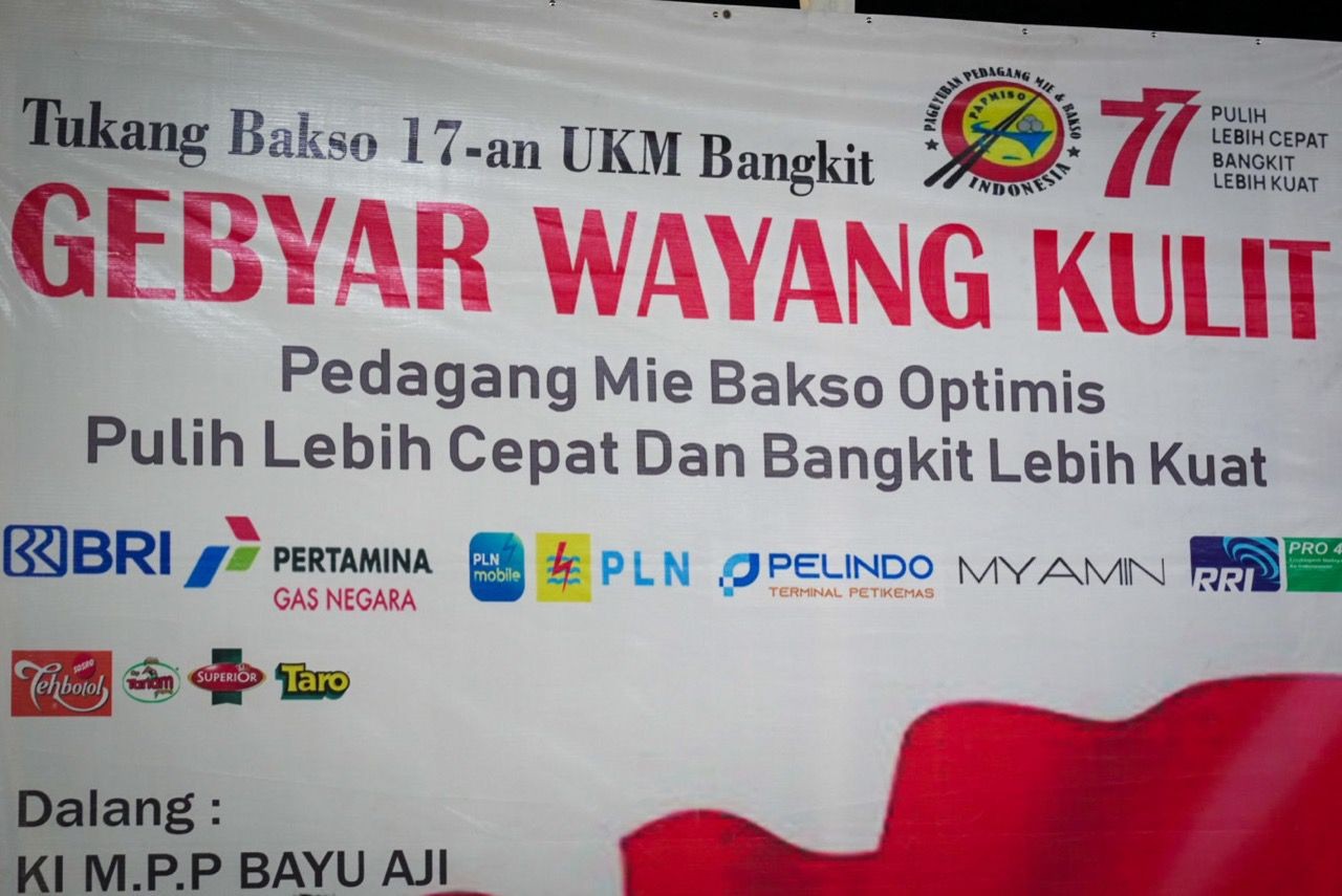 Menteri Teten Ajak Pedagang Mie Bakso Onboarding Digital